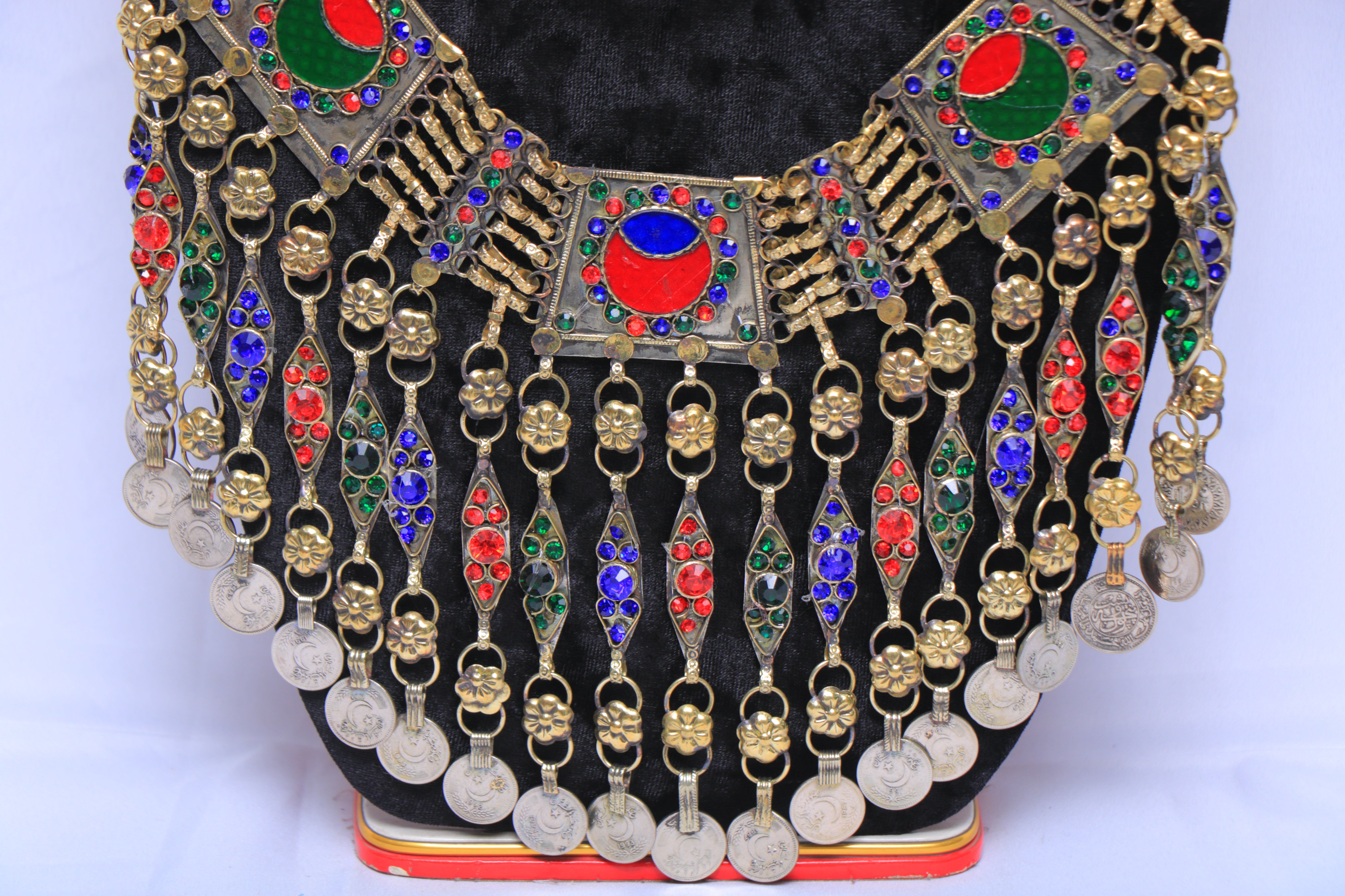 Unique Ethnic Jewelry Nk-323