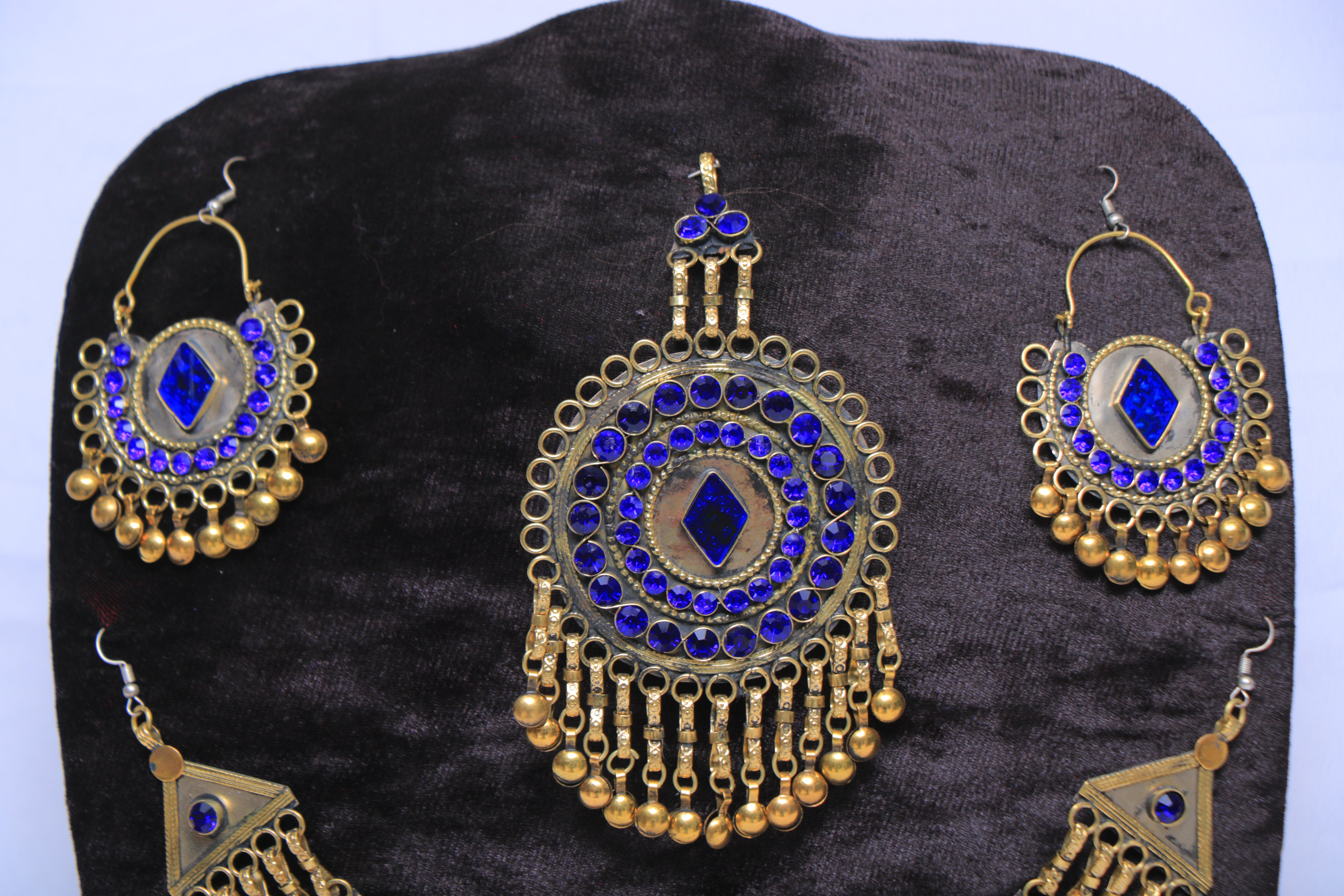 Unique Ethnic Jewelry Nk-325