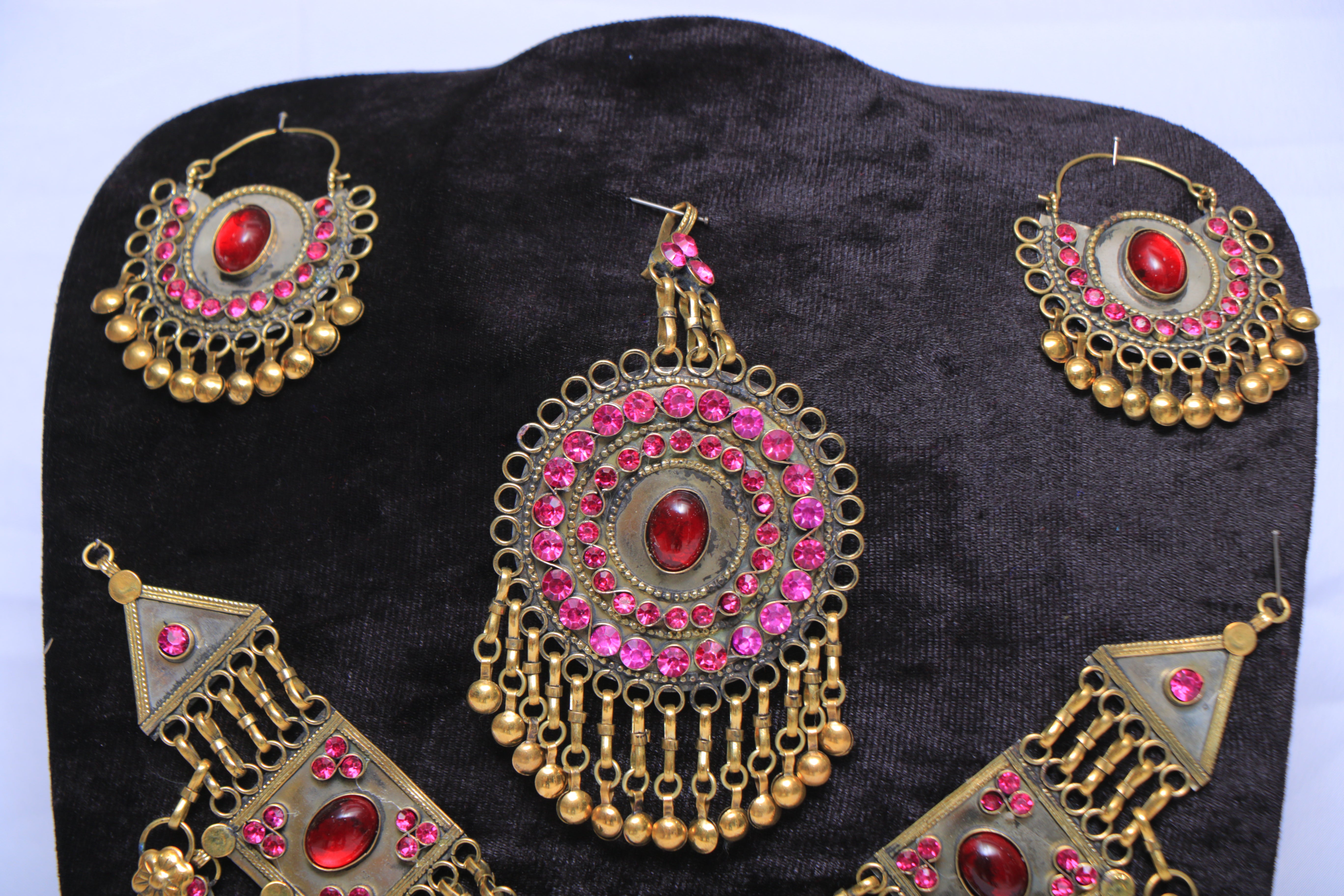 Unique Ethnic Jewelry Nk-326