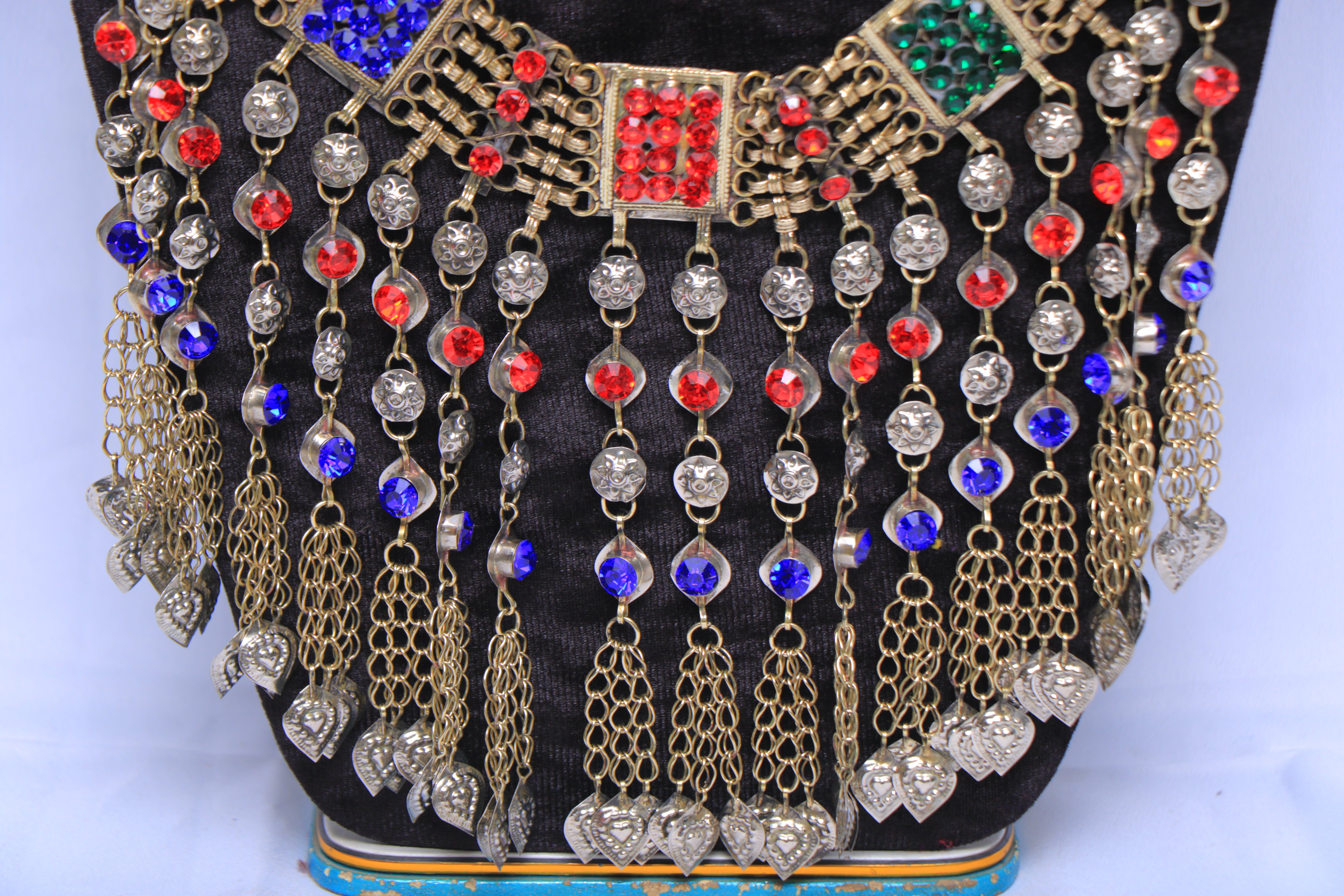 Unique Ethnic Jewelry Nk-352