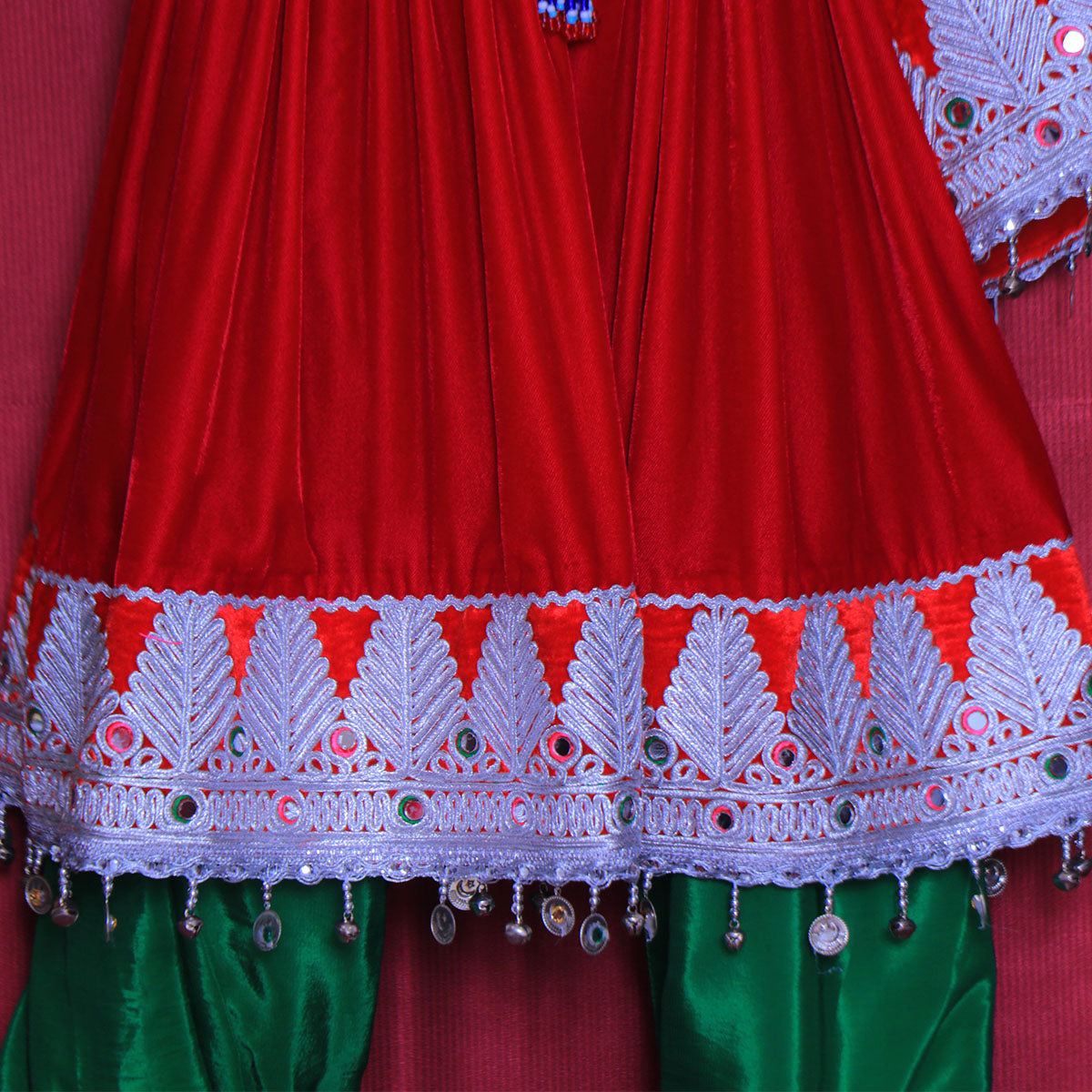 Handcrafted Cultural Attire Nk-398