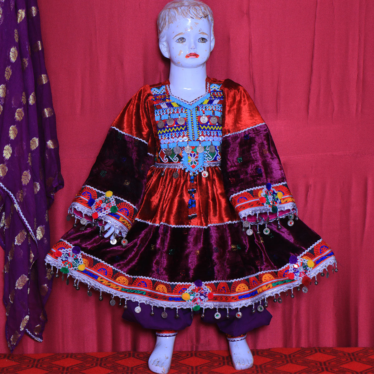 Unique Cultural Fashion Nk-402